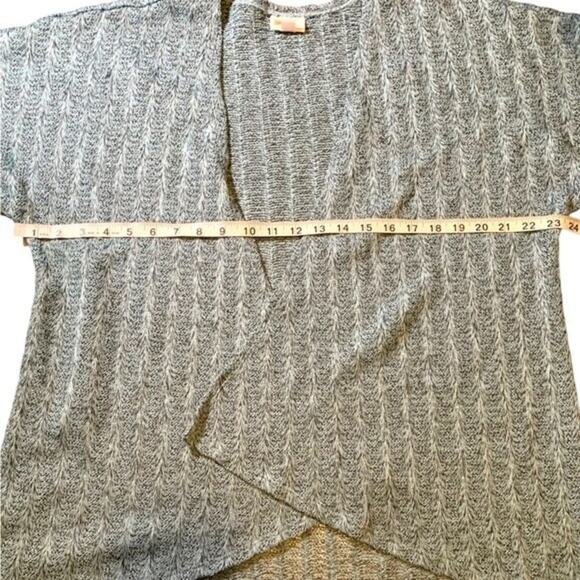 LuLaroe Cardigan Sweater Open Front Business Casual Teal Gray Knit Size Small - Picture 4 of 6